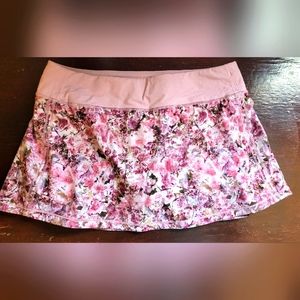 Lululemon Rival Tennis Skirt Skort Lilac Pink Floral Size 10